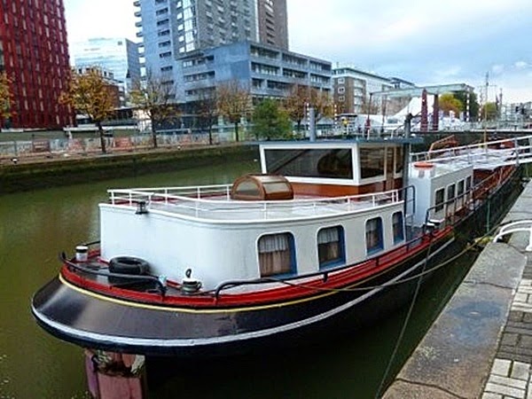 Houseboat Rentals in Rotterdam