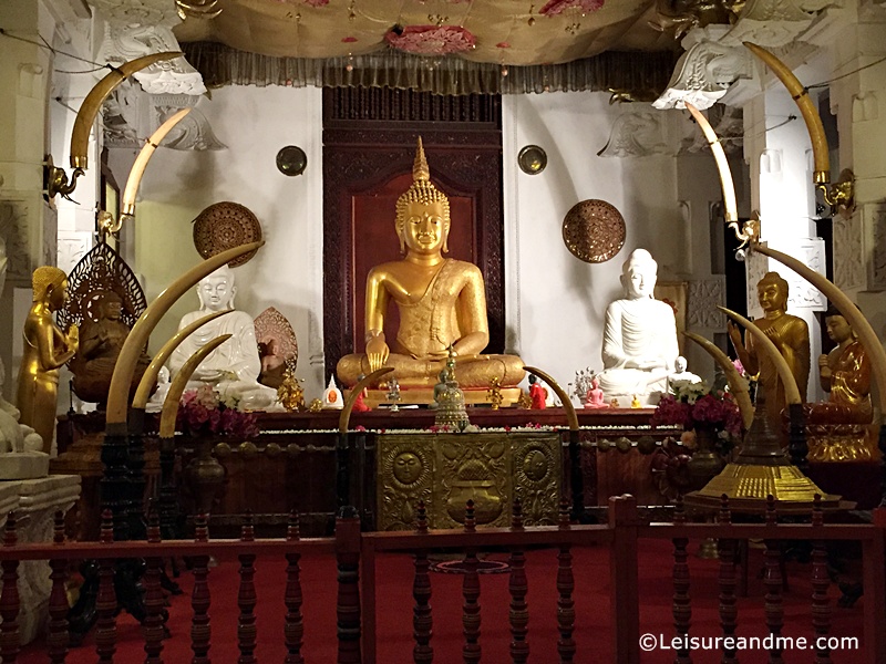 Temple of the Tooth relic-Kandy