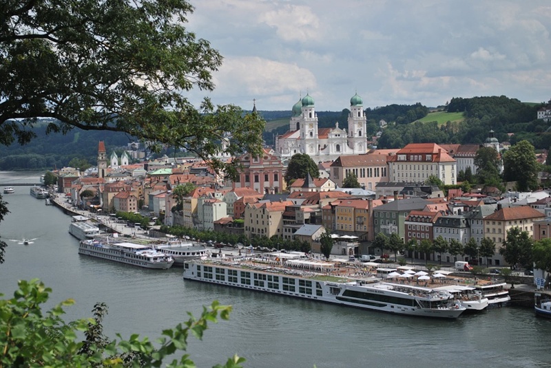 Best Ports On A Danube River Cruise - Leisure and Me