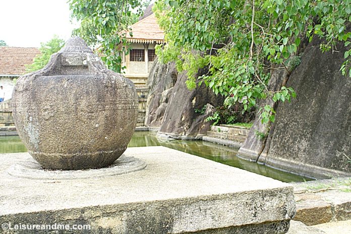 Sri Lanka Anuradhapura – Must Visit attractions