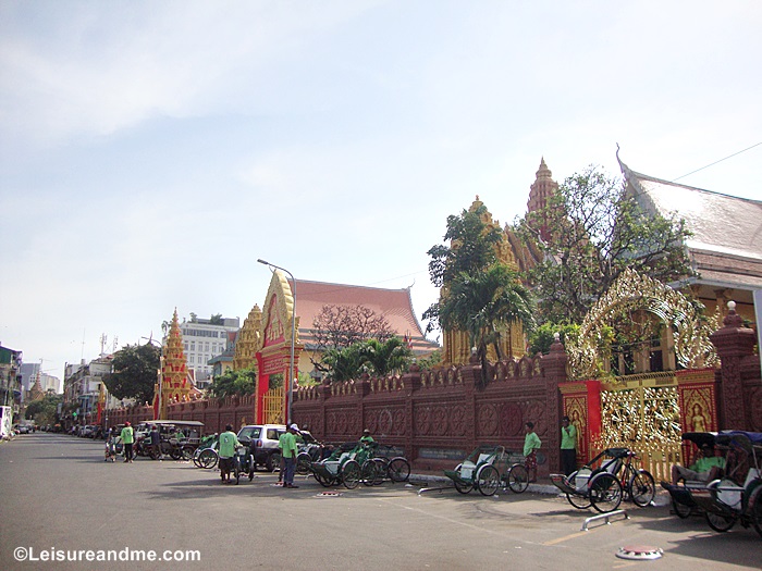 Wat Ounalom-Phnom Penh-Cambodia