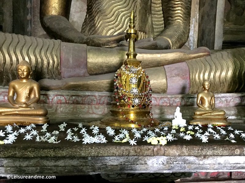 Gadaladeniya Temple –Kandy-Sri Lanka