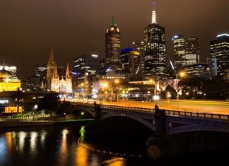 Travel to Melbourne and Learn English Language