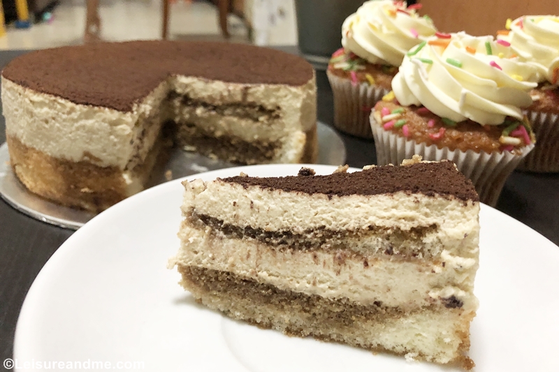 Tiramisu Cake