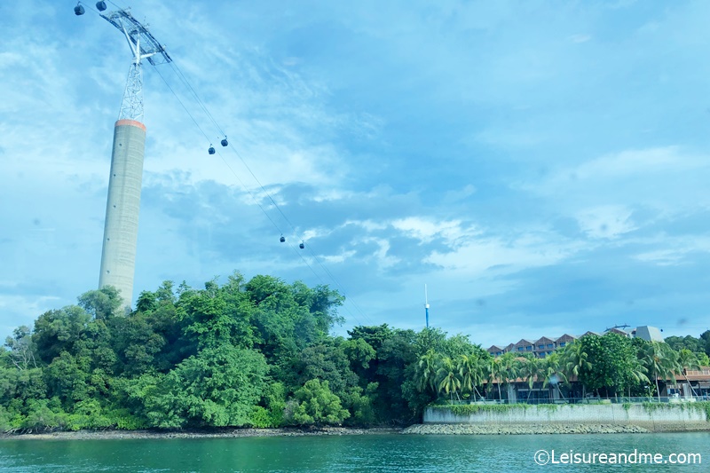 Sentosa cable cars