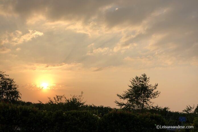 Sunset Colombo Katunayake Expressway