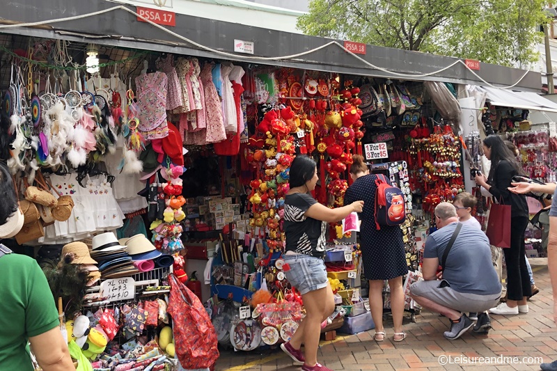 Souvenir shopping Chinatown