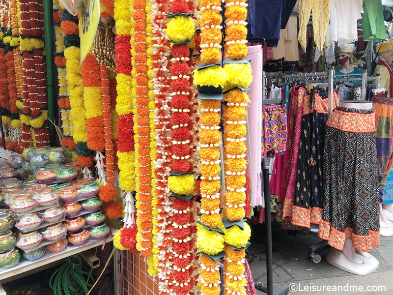 Artificial-flower-garlands