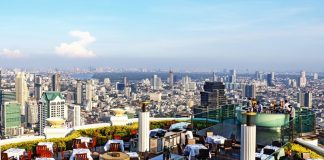 Factors to Consider When Choosing a Rooftop Bar in Bangkok